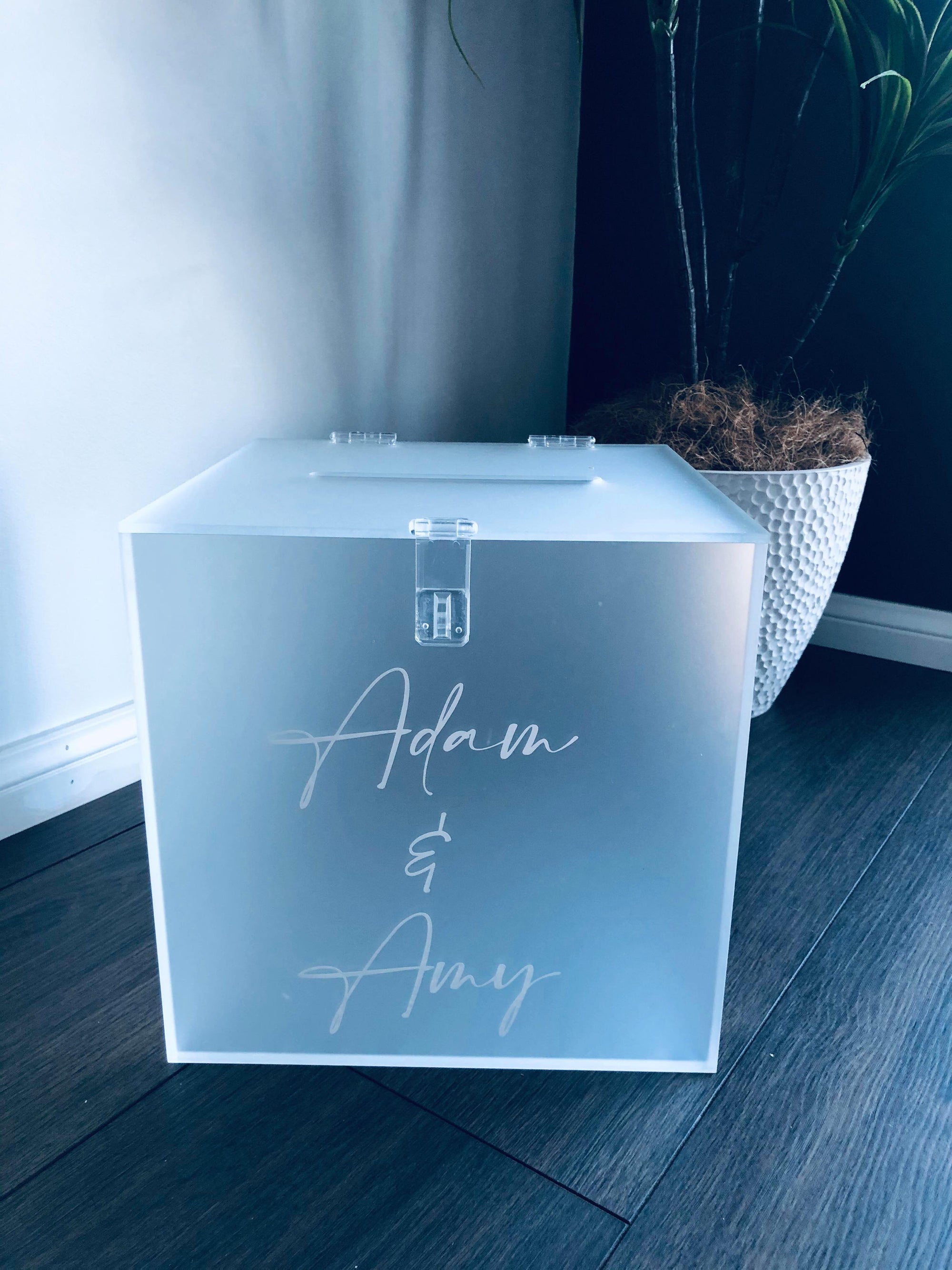 Acrylic Wishing Well – Hire Only (Coomera, Gold Coast)
