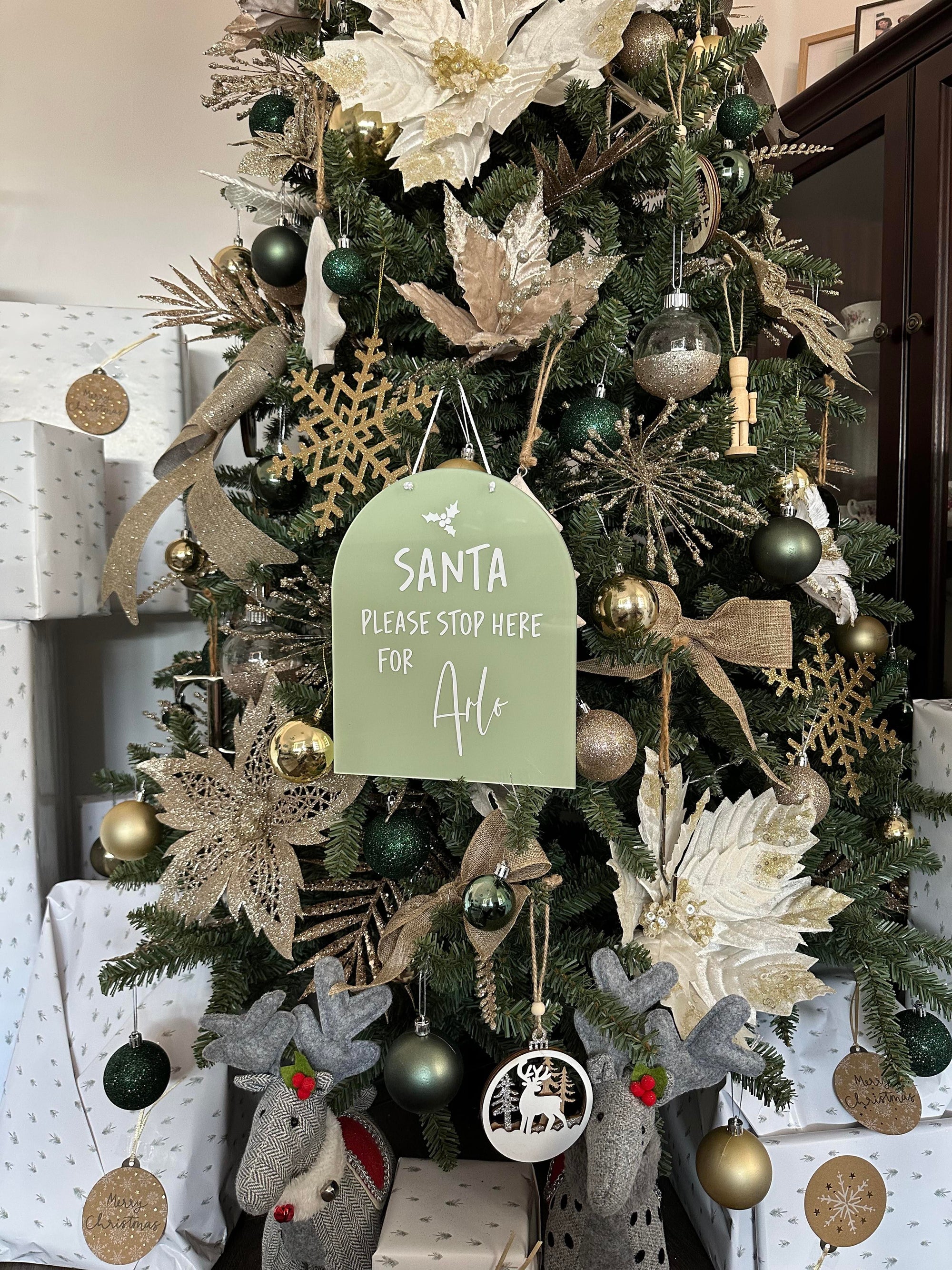 Personalised “Santa Stop Here” Christmas Plaque