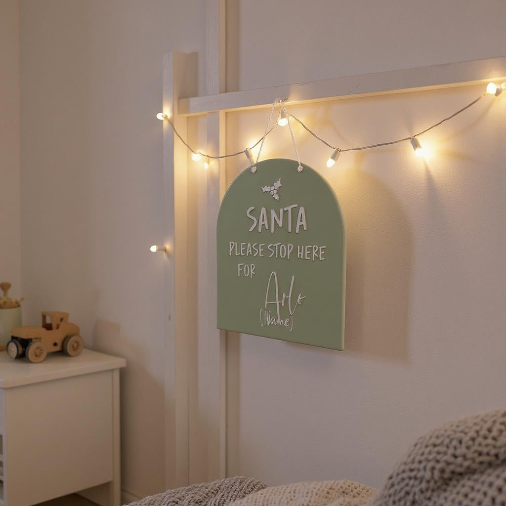 Personalised “Santa Stop Here” Christmas Plaque